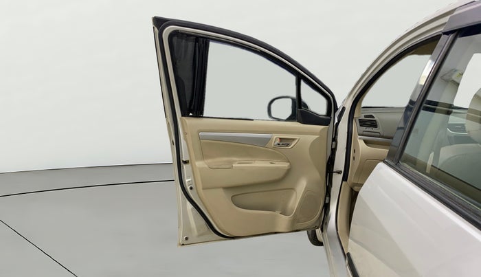 2017 Maruti Ertiga ZXI, Petrol, Manual, 59,866 km, LHS Front Door