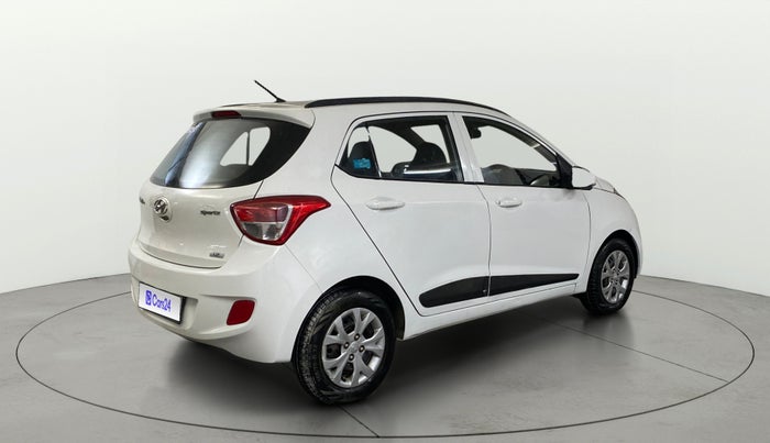 2015 Hyundai Grand i10 SPORTZ 1.2 KAPPA VTVT, Petrol, Manual, 50,149 km, Right Back Diagonal