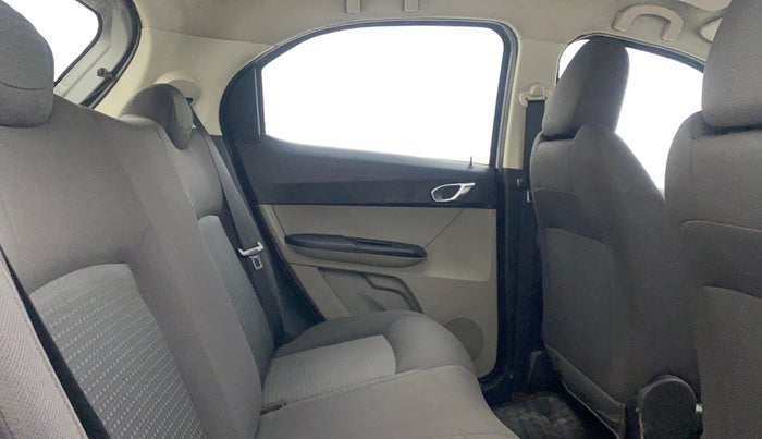 2016 Tata Tiago XZ PETROL, Petrol, Manual, 82,759 km, Right Side Rear Door Cabin