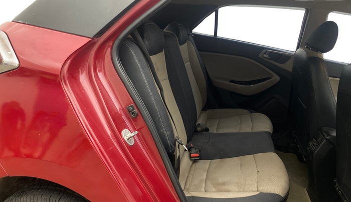 2015 Hyundai Elite i20 MAGNA 1.4 CRDI, Diesel, Manual, 1,19,303 km, Right Side Rear Door Cabin