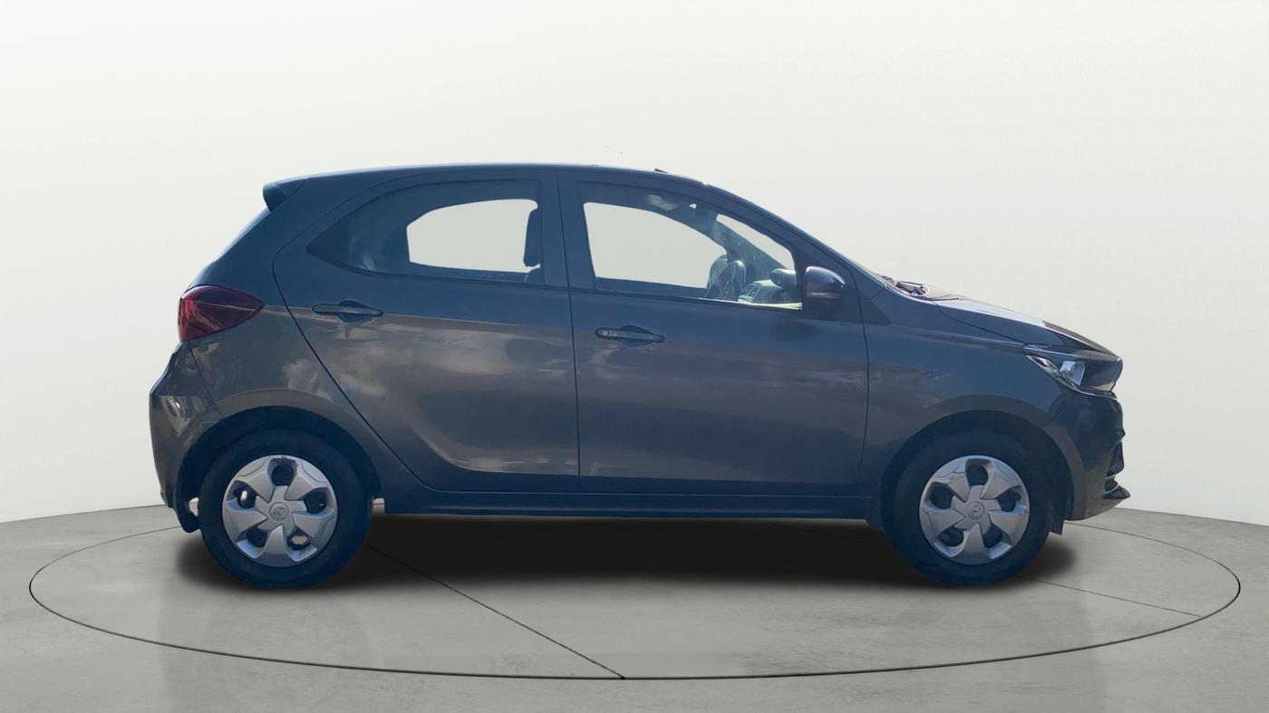 2020 Tata Tiago XT PETROL, Petrol, Manual, 15,507 km, Right Side View