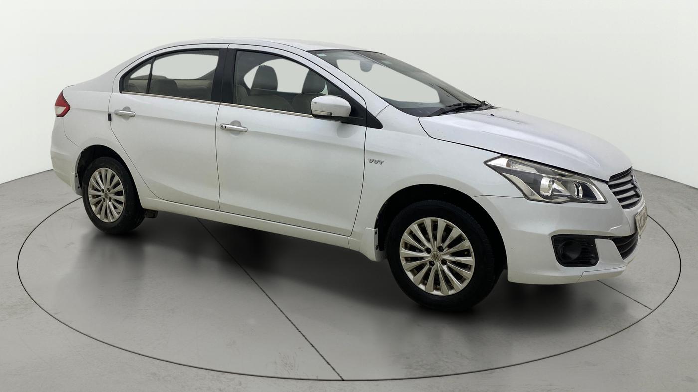 2015 Maruti Ciaz ZXI, Petrol, Manual, 93,729 km, Right Front Diagonal