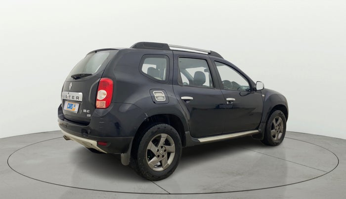 2015 Renault Duster 110 PS RXZ 4X4 MT DIESEL, Diesel, Manual, 56,189 km, Right Back Diagonal