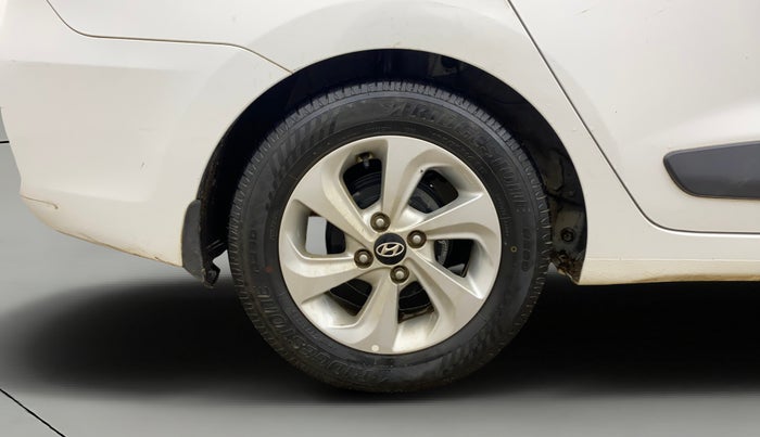 2017 Hyundai Xcent SX 1.2, CNG, Manual, 78,345 km, Right Rear Wheel