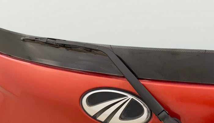 2016 Mahindra Kuv100 K8 6 STR, Petrol, Manual, 38,570 km, Rear Wiper