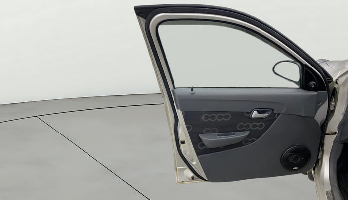 2015 Maruti Alto 800 LXI, Petrol, Manual, 66,458 km, LHS Front Door