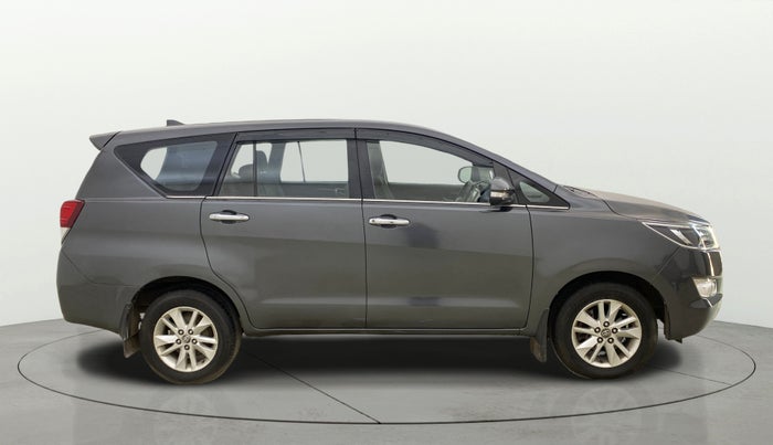 2016 Toyota Innova Crysta 2.4 VX 7 STR, Diesel, Manual, 83,393 km, Right Side View
