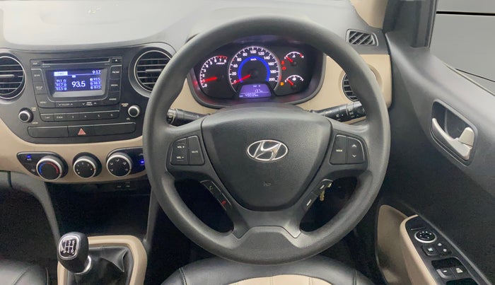 2015 Hyundai Grand i10 SPORTZ 1.2 KAPPA VTVT, Petrol, Manual, 49,022 km, Steering Wheel Close Up
