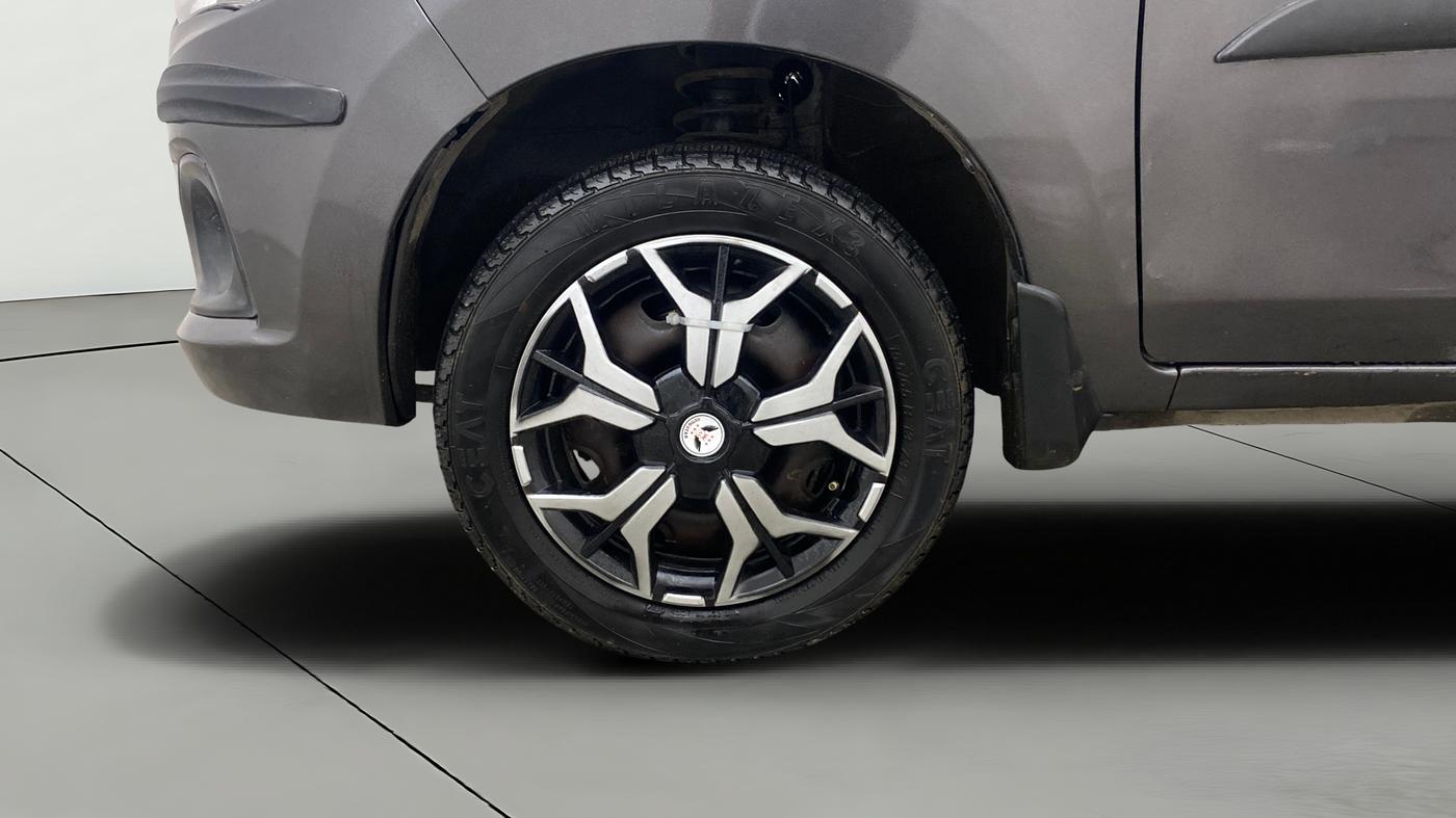 2016 Maruti Alto K10 VXI, Petrol, Manual, 75,713 km, Left Front Wheel