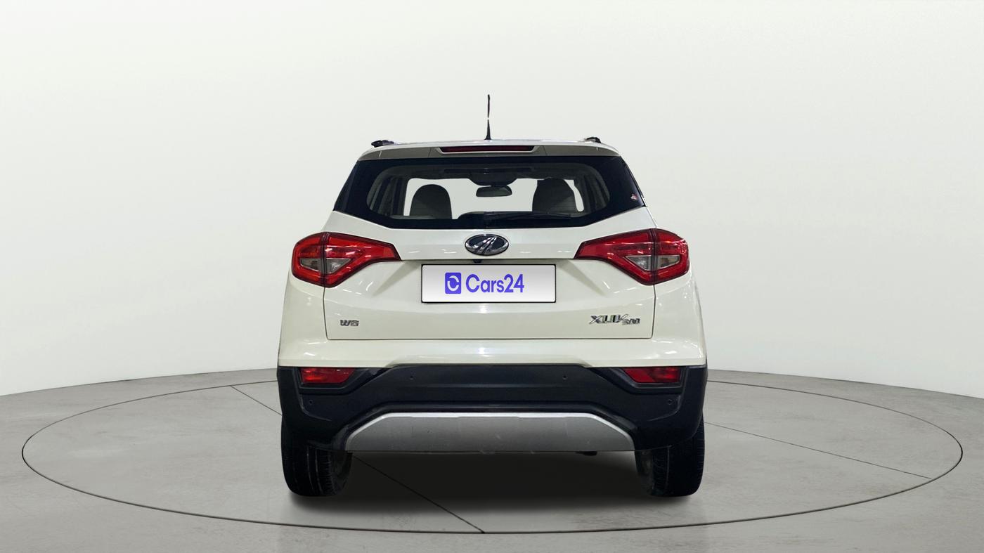 2021 Mahindra XUV300 W8 1.2 PETROL, Petrol, Manual, 67,784 km, Back/Rear