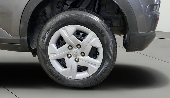 2021 Hyundai VENUE S+ 1.2, Petrol, Manual, 53,388 km, Left Rear Wheel