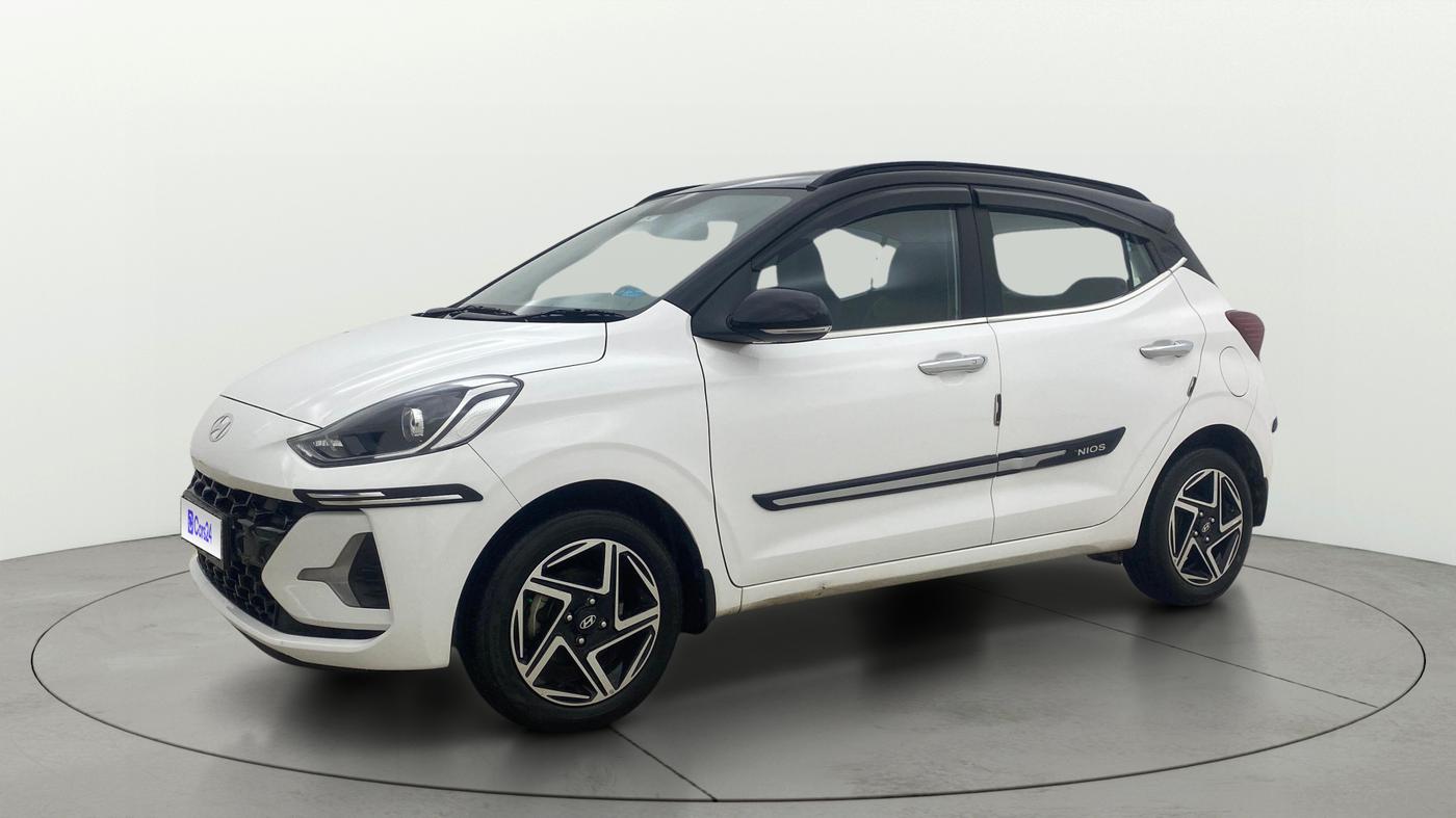 2023 Hyundai GRAND I10 NIOS SPORTZ 1.2 KAPPA VTVT DUAL TONE, Petrol, Manual, 24,438 km, Left Front Diagonal
