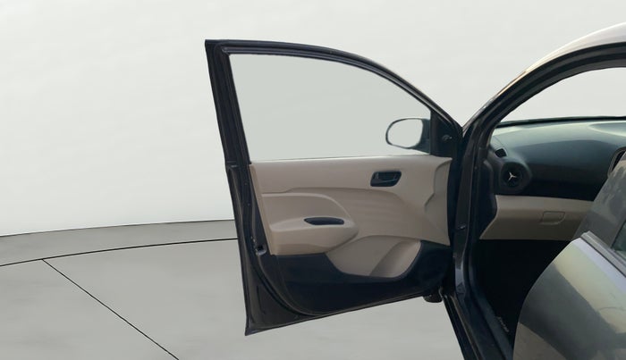 2020 Hyundai NEW SANTRO MAGNA AMT, Petrol, Automatic, 73,664 km, LHS Front Door