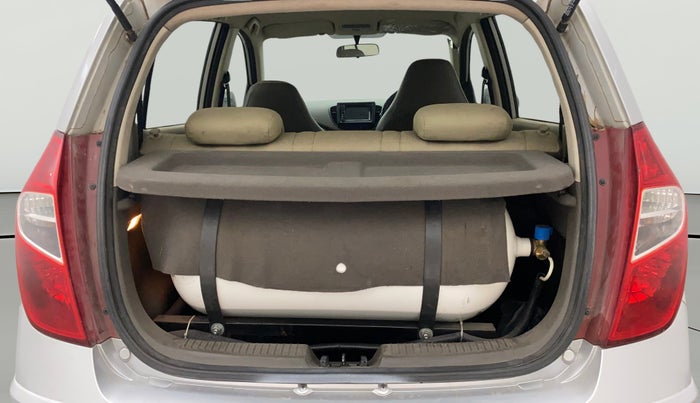 2013 Hyundai i10 SPORTZ 1.2, CNG, Manual, 96,631 km, Boot Open Zoomed View