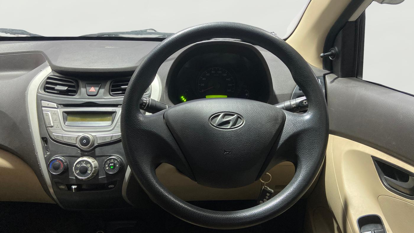 2016 Hyundai Eon ERA +, Petrol, Manual, 78,724 km, Steering Wheel Close Up