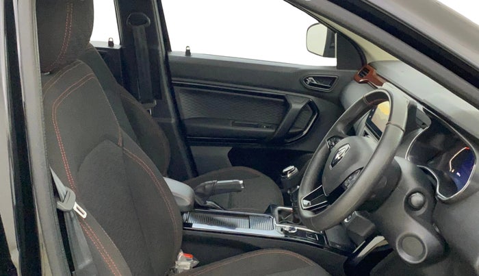 2022 Renault Kiger RXZ MT, Petrol, Manual, 36,490 km, Right Side Front Door Cabin