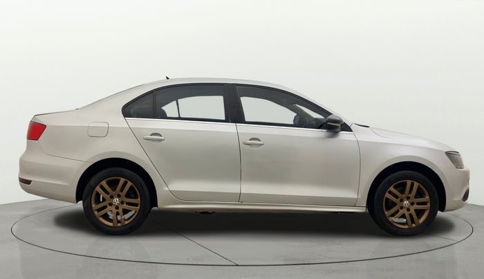 2013 Volkswagen Jetta HIGHLINE TDI, Diesel, Manual, 1,29,036 km, Right Side View