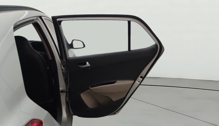 2016 Hyundai Grand i10 SPORTZ 1.2 KAPPA VTVT, CNG, Manual, 80,145 km, RHS Rear Door