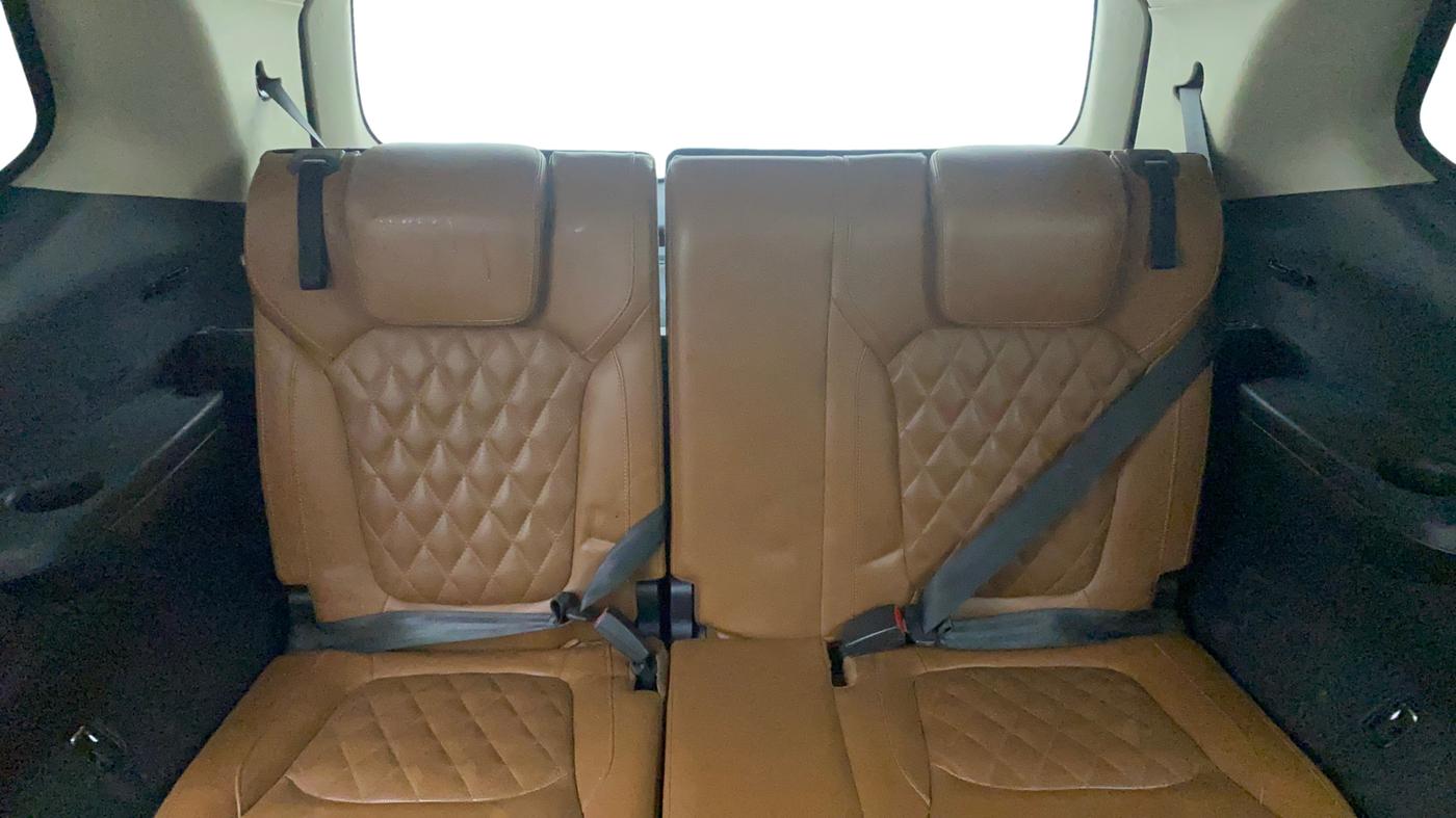 2021 MG GLOSTER SAVVY 6 STR 2.0 TWIN TURBO 4WD, Diesel, Automatic, 1,27,024 km, Third Seat Row ( optional )