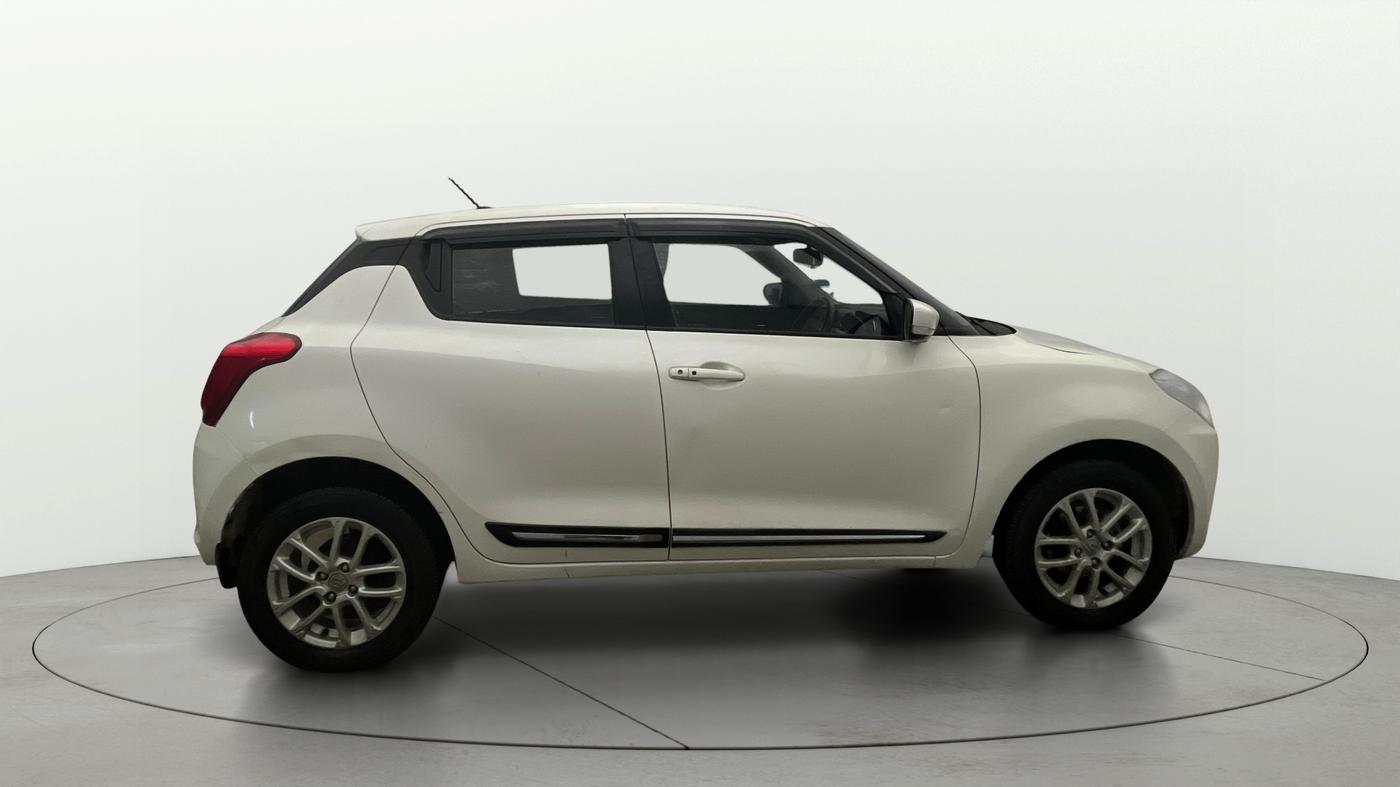 2022 Maruti Swift ZXI AMT, Petrol, Automatic, 39,752 km, Right Side View