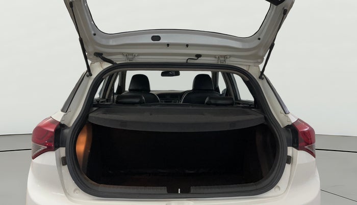 2016 Hyundai Elite i20 ASTA 1.2, Petrol, Manual, 15,786 km, Boot Open Zoomed View