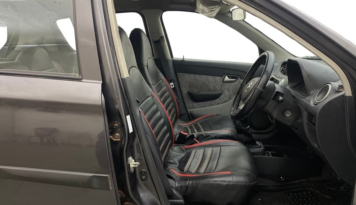 2016 Maruti Alto 800 VXI, Petrol, Manual, 87,762 km, Right Side Front Door Cabin