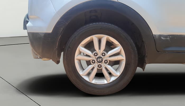 2016 Hyundai Creta SX PLUS 1.6 PETROL, Petrol, Manual, 77,192 km, Right Rear Wheel