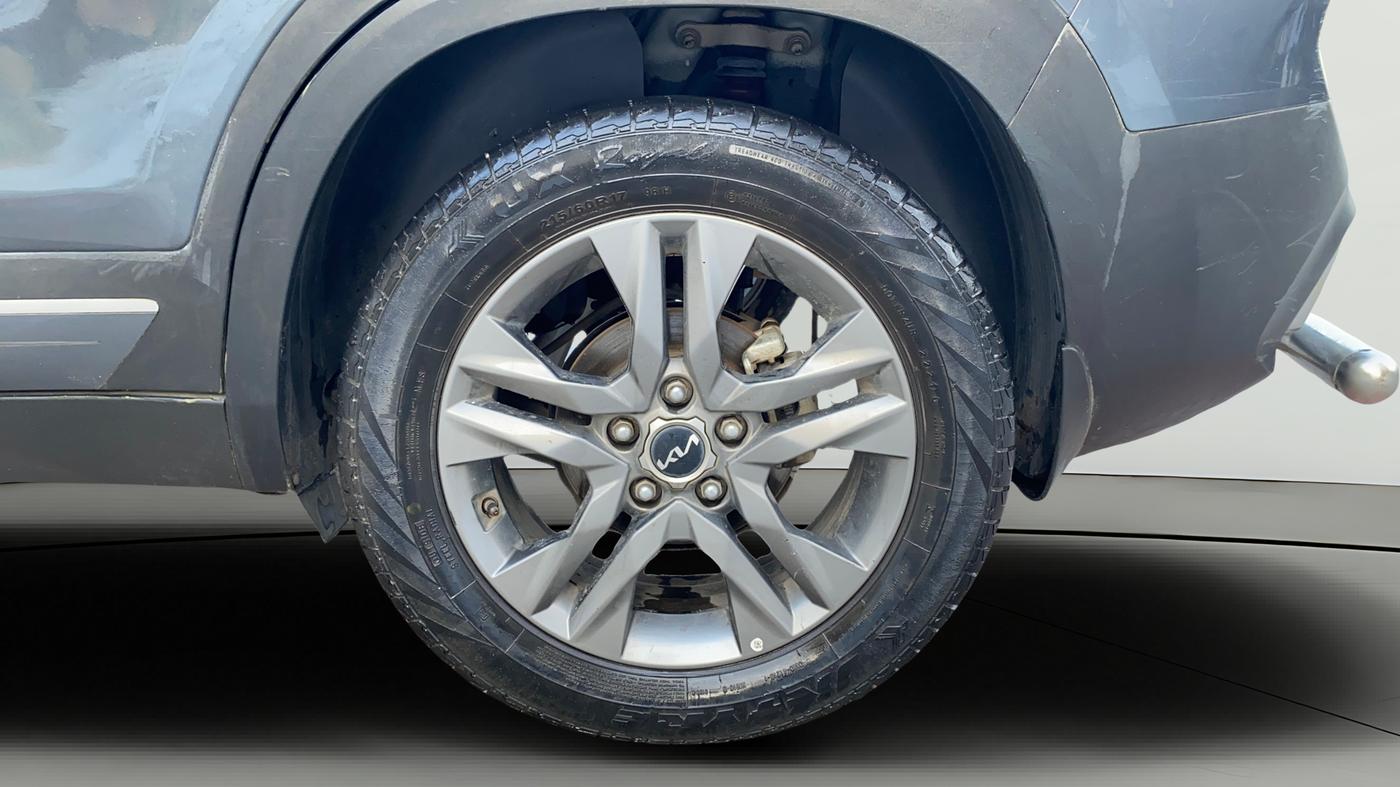 2021 KIA SELTOS HTX 1.5 PETROL, Petrol, Manual, 30,270 km, Left Rear Wheel