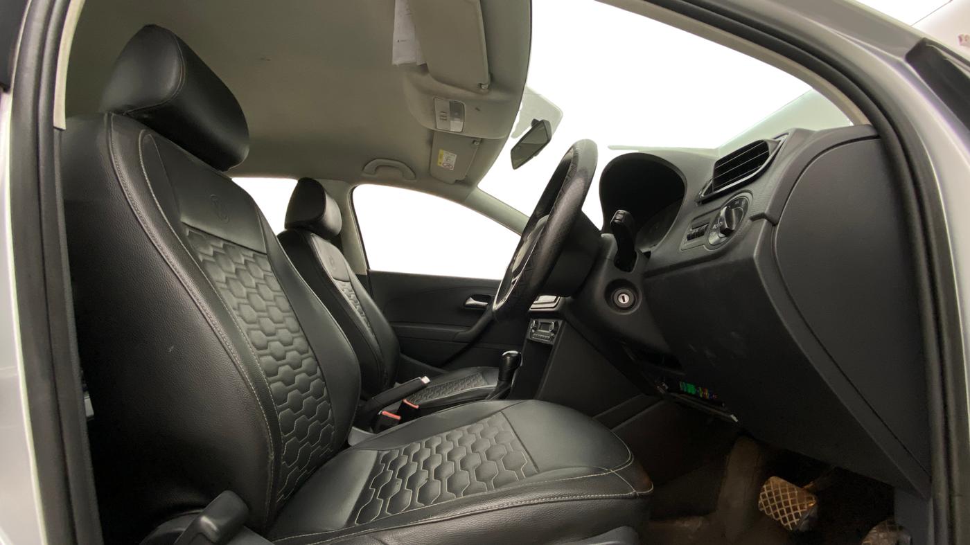 2021 Volkswagen Polo COMFORTLINE 1.0L TSI AT, Petrol, Automatic, 78,806 km, Right Side Front Door Cabin