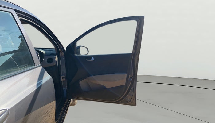 2016 Hyundai Grand i10 SPORTZ 1.2 KAPPA VTVT, Petrol, Manual, 87,768 km, RHS Front Door