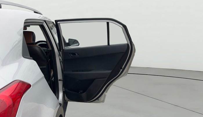 2018 Hyundai Creta E PLUS 1.6 PETROL, Petrol, Manual, 1,43,132 km, RHS Rear Door