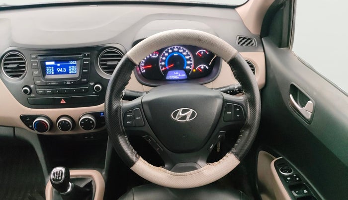 2016 Hyundai Grand i10 SPORTZ 1.2 KAPPA VTVT, CNG, Manual, 1,07,079 km, Steering Wheel Close Up