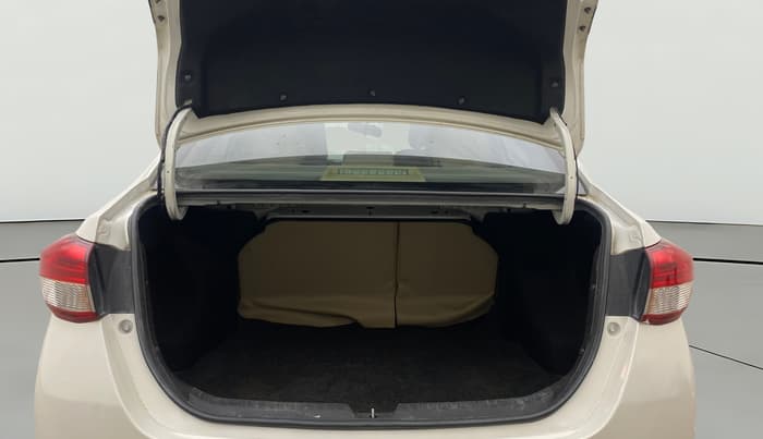 2018 Toyota YARIS VX MT, Petrol, Manual, 1,20,138 km, Boot Open Zoomed View