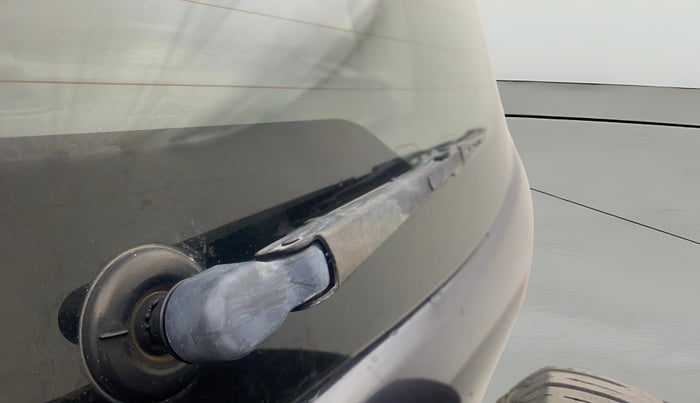 2013 Ford Ecosport TITANIUM 1.5L DIESEL, Diesel, Manual, 1,25,145 km, Rear Wiper