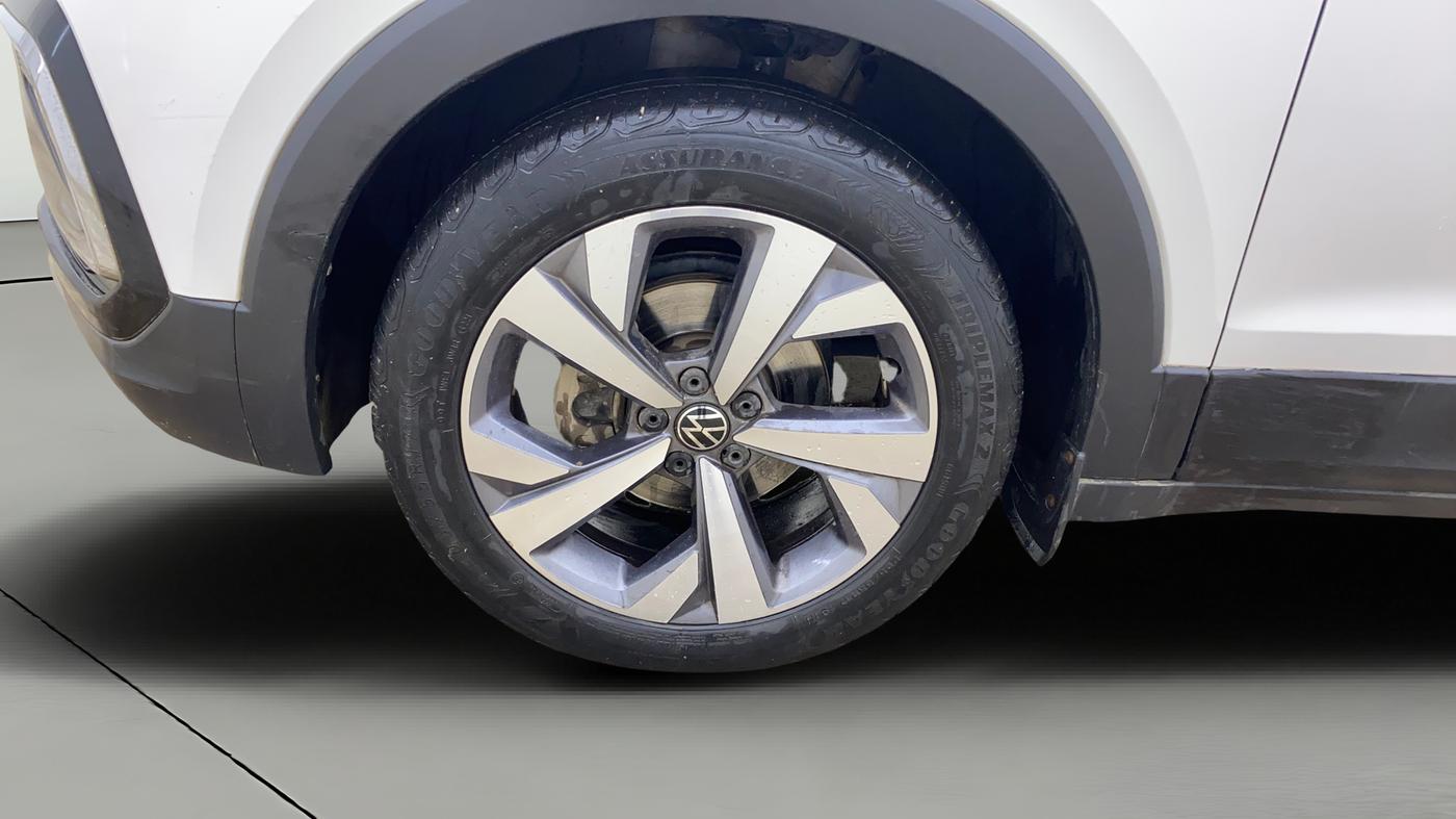 2022 Volkswagen TAIGUN TOPLINE 1.0 TSI MT, Petrol, Manual, 54,286 km, Left Front Wheel
