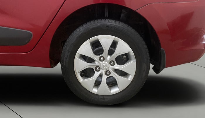 2015 Hyundai Xcent S 1.2, Petrol, Manual, 59,922 km, Left Rear Wheel