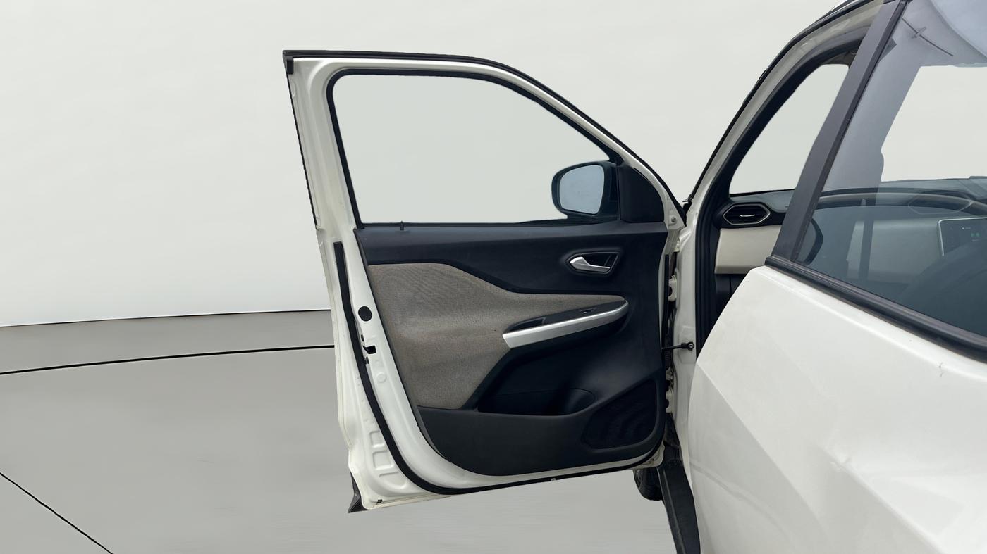 2021 Nissan MAGNITE XV TURBO, Petrol, Manual, 65,234 km, LHS Front Door