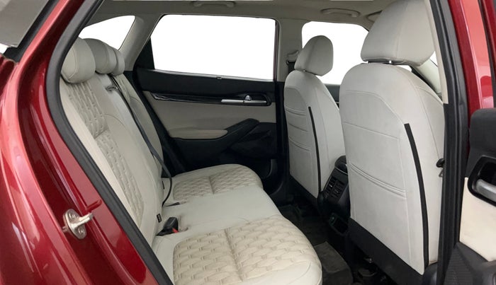 2022 KIA SELTOS HTX PETROL 1.5, Petrol, Manual, 58,451 km, Right Side Rear Door Cabin