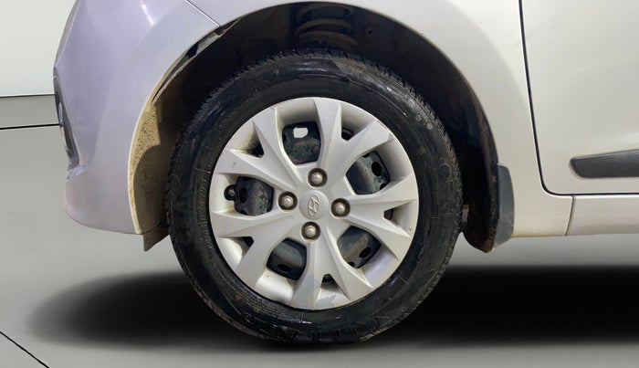 2016 Hyundai Grand i10 SPORTZ 1.2 KAPPA VTVT, Petrol, Manual, 46,229 km, Left Front Wheel