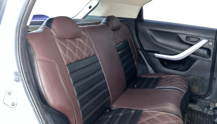 2022 Tata NEXON XM SUNROOF DIESEL, Diesel, Manual, 53,077 km, Right Side Rear Door Cabin