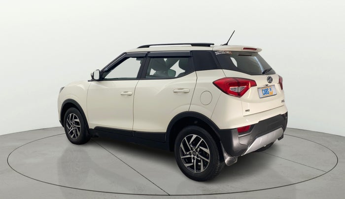 2022 Mahindra XUV300 W8 (O) 1.5 DIESEL, Diesel, Manual, 78,278 km, Left Back Diagonal