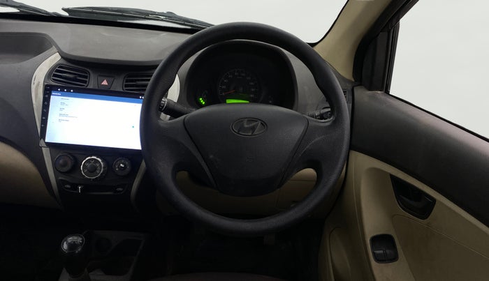 2016 Hyundai Eon ERA +, Petrol, Manual, 66,217 km, Steering Wheel Close Up