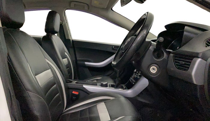 2021 Tata NEXON XM SUNROOF PETROL, Petrol, Manual, 79,628 km, Right Side Front Door Cabin