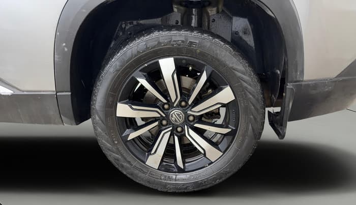 2019 MG HECTOR SHARP 1.5 DCT PETROL, Petrol, Automatic, 1,01,720 km, Left Rear Wheel