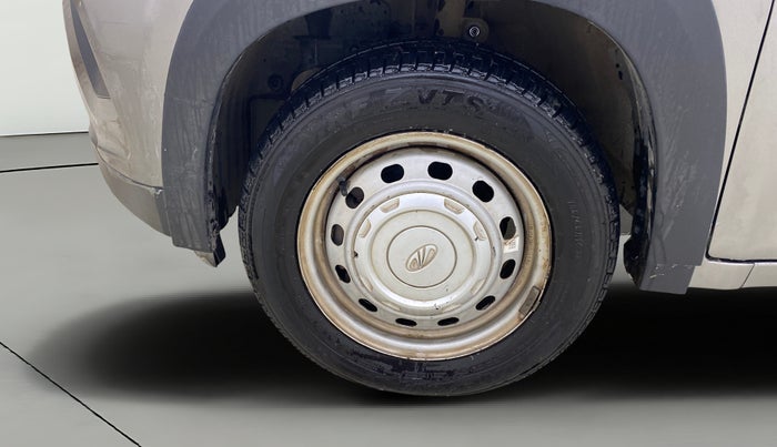 2018 Mahindra KUV 100 NXT K2 P 6 STR, Petrol, Manual, 27,851 km, Left Front Wheel