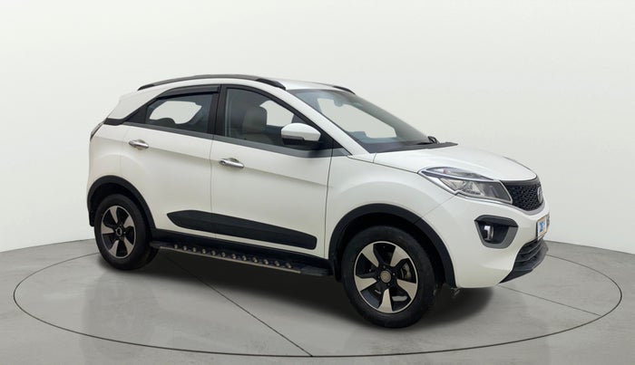 2019 Tata NEXON XZA PLUS PETROL, Petrol, Automatic, 33,515 km, Right Front Diagonal