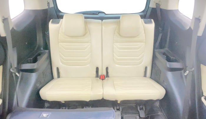 2022 KIA CARENS LUXURY PLUS 1.4 PETROL 7 STR, Petrol, Manual, 44,222 km, Third Seat Row ( optional )