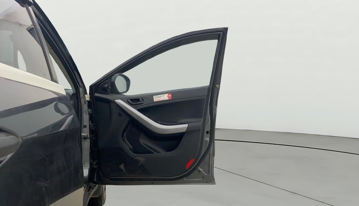 2023 Tata NEXON XMA SUNROOF PETROL, Petrol, Automatic, 21,859 km, RHS Front Door