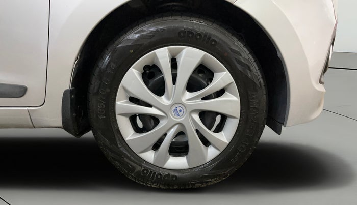 2015 Hyundai Grand i10 SPORTZ 1.2 KAPPA VTVT, Petrol, Manual, 53,416 km, Right Front Wheel