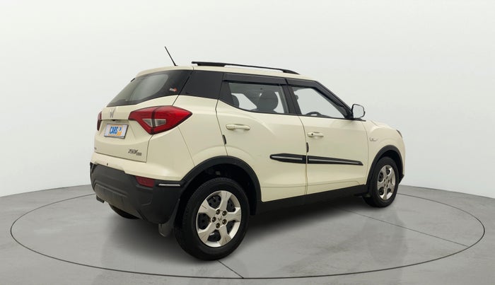 2023 Mahindra XUV300 W6 1.2 PETROL AMT, Petrol, Automatic, 15,464 km, Right Back Diagonal